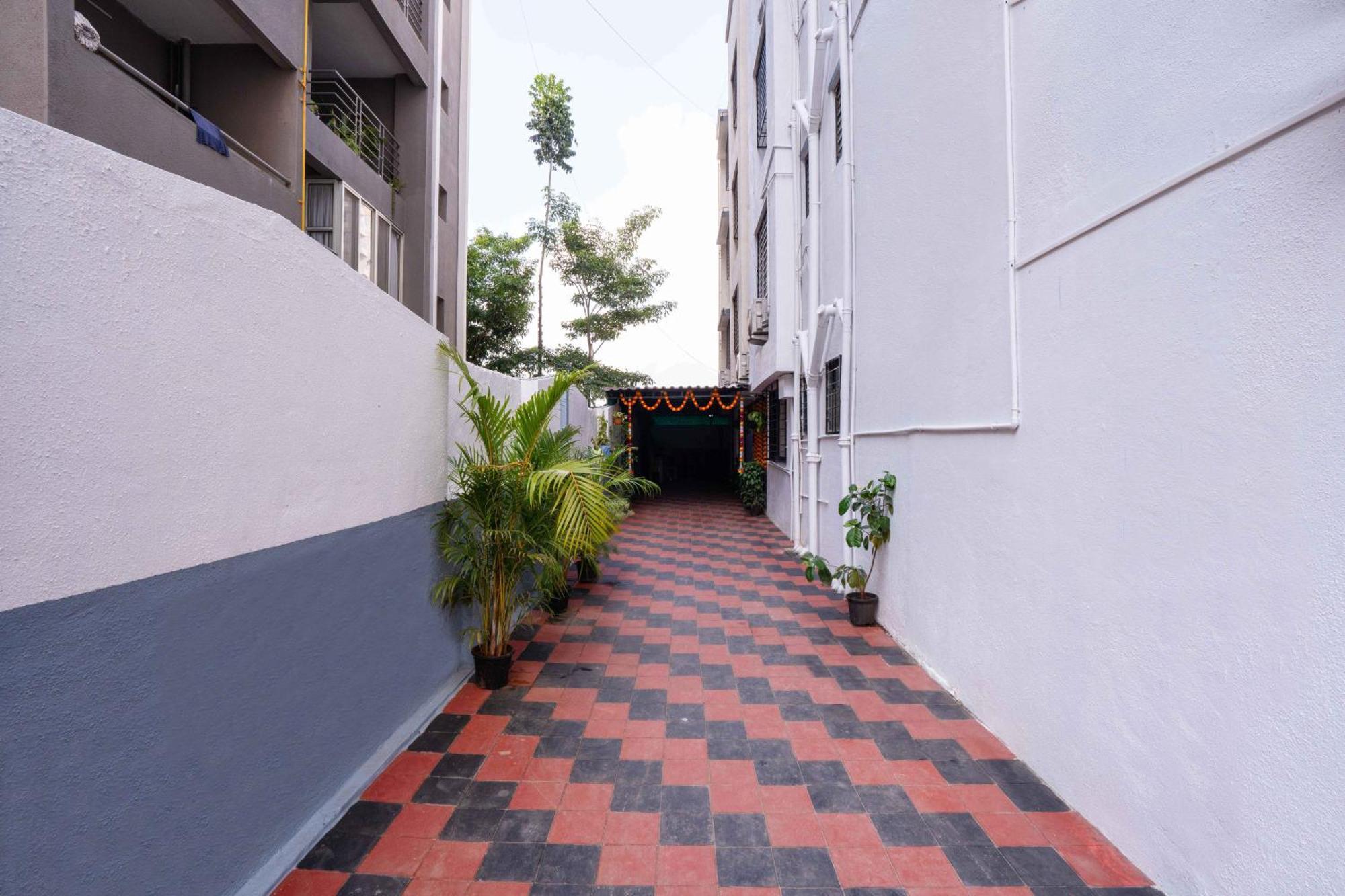 Treebo Royal Comfort Atithi Pune Exterior foto