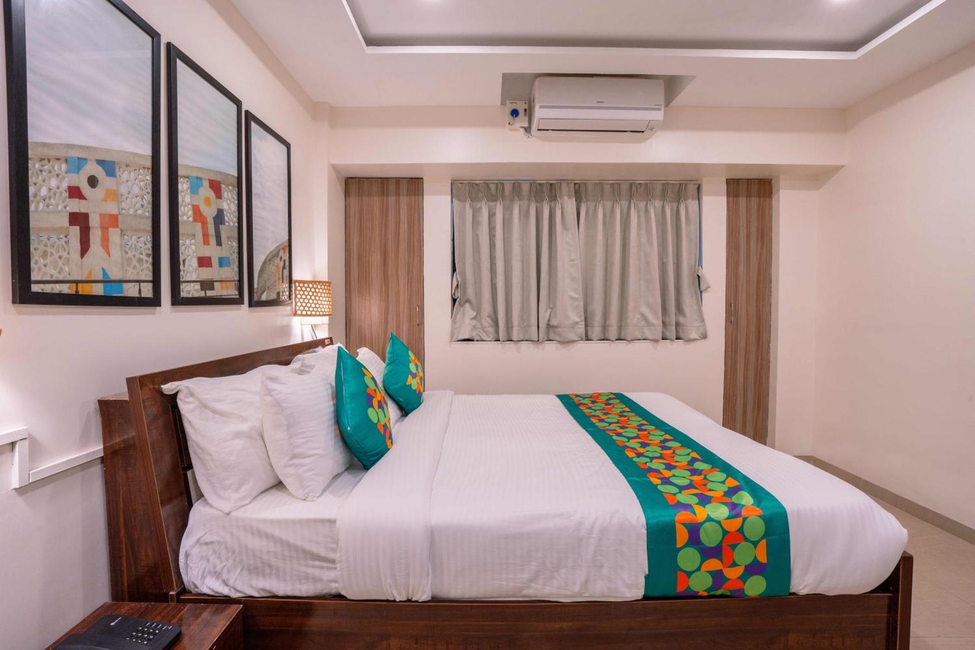 Treebo Royal Comfort Atithi Pune Exterior foto